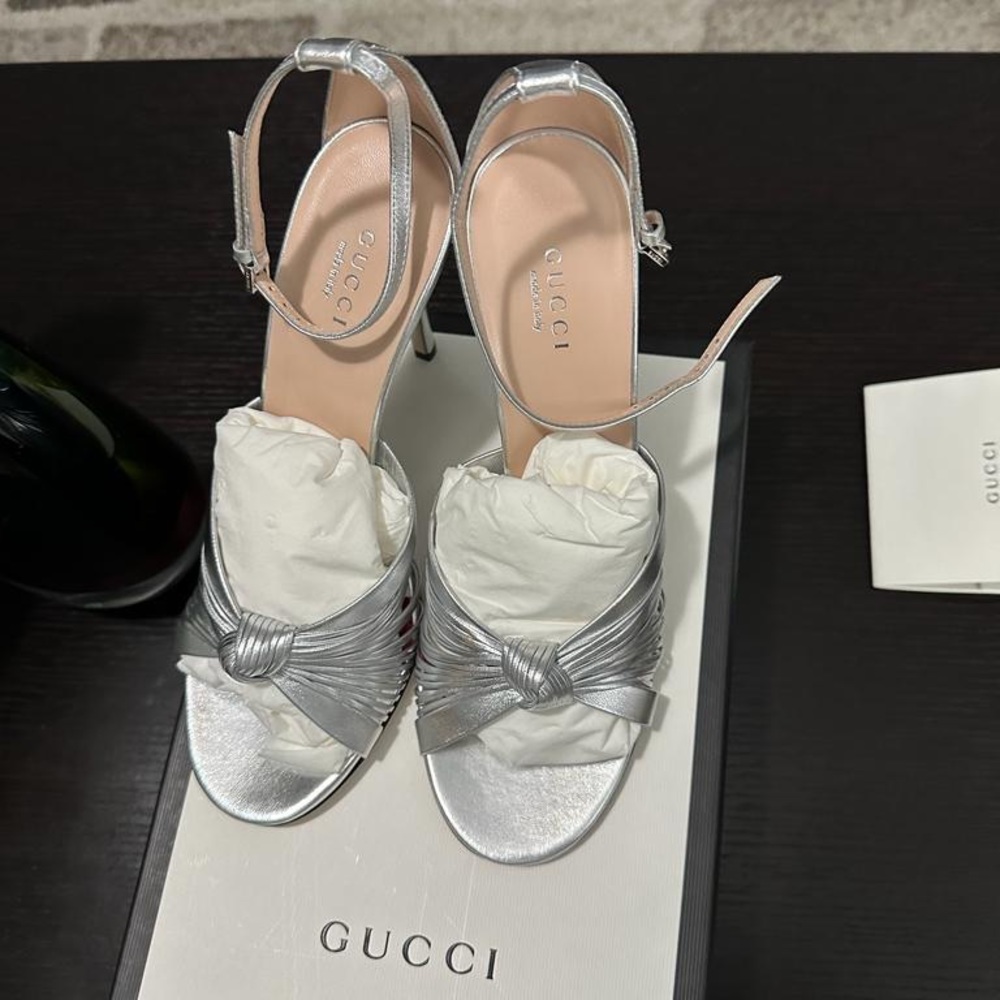 Gucci sliver sandals
